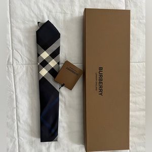Burberry men’s tie - Exploded Check Black / Navy